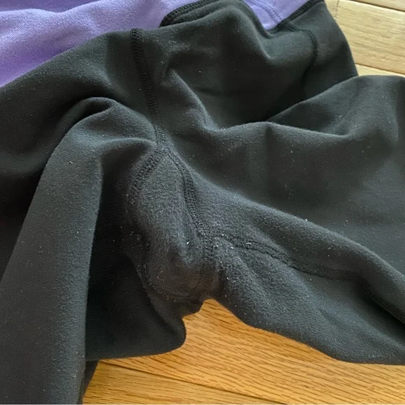 Size 6 Lululemon Gather & Crow Crop Pants. Black & Purple. Split Calf Yoga pant - Picture 5 of 6